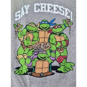 Teenage Mutant Ninja Turtles Say Cheese Men's‎ Size LARGE